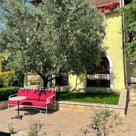 Apartments Sterna Грожнян Экстерьер фото