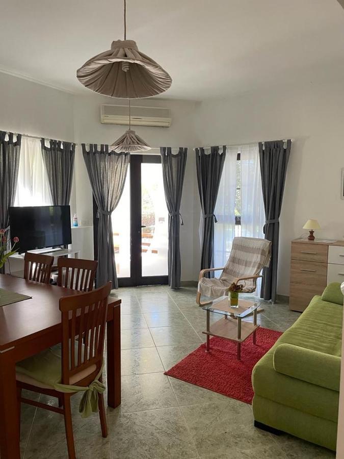 Apartments Sterna Грожнян Экстерьер фото