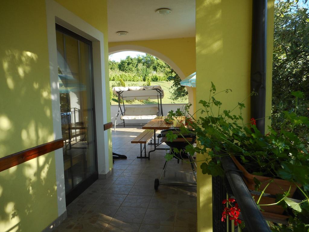 Apartments Sterna Грожнян Номер фото