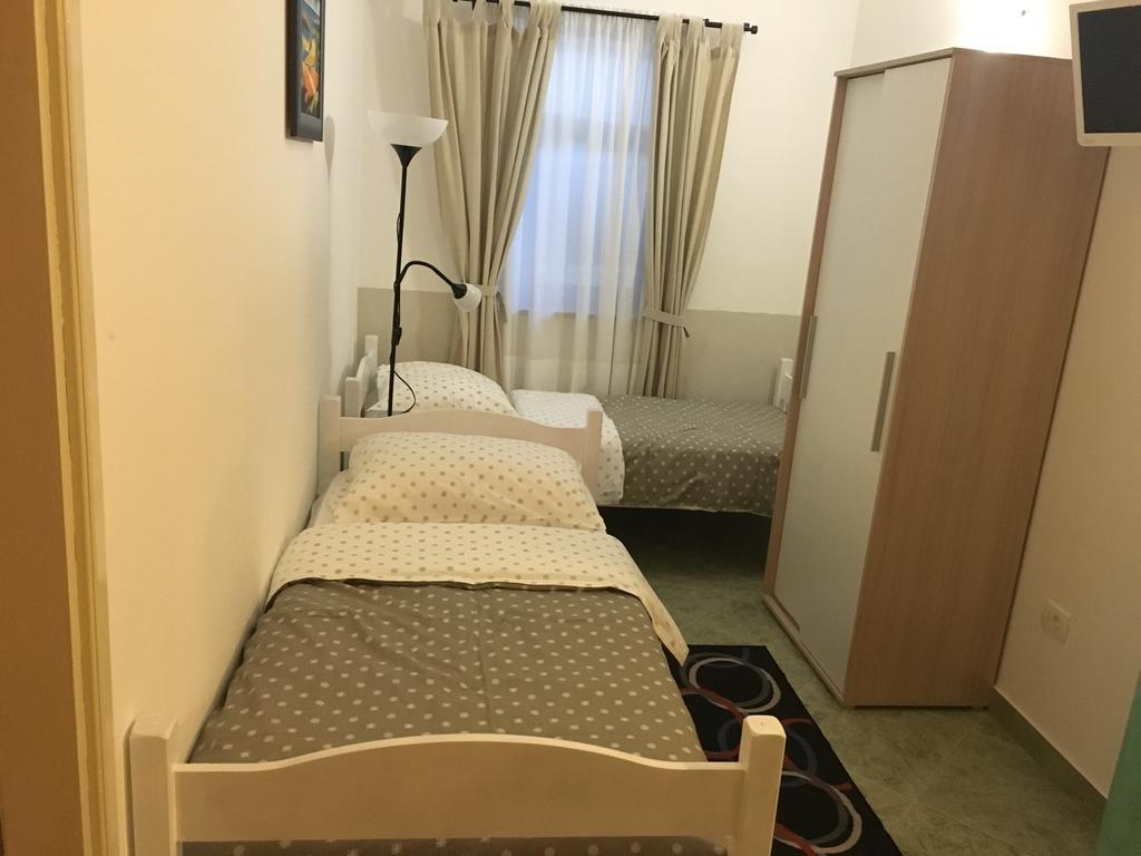 Apartments Sterna Грожнян Экстерьер фото